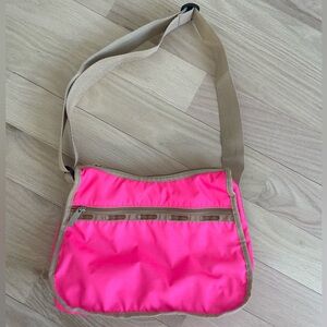 LeSportsac Deluxe Everyday Bag neon pink nylon beige strap/trim LIKE NEW